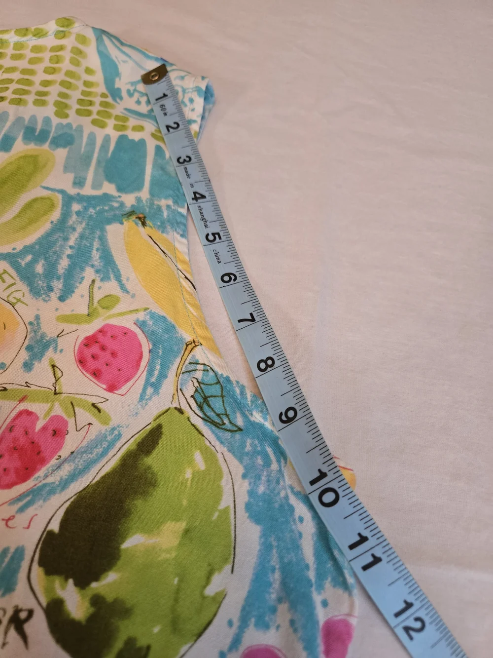 Vintage 90s Sleeveless Button-Front Top with Citrus Print - Picture 12 of 12